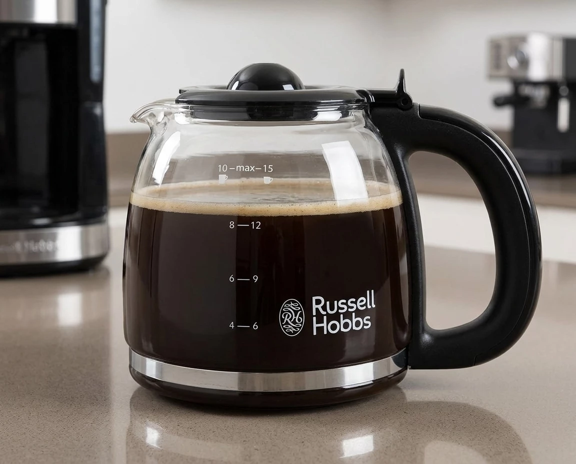 RUSSELL HOBBS Filterkaffeemaschine Adventure 24010-56, 1,25l Kaffeekanne, Papierfilter 1x4